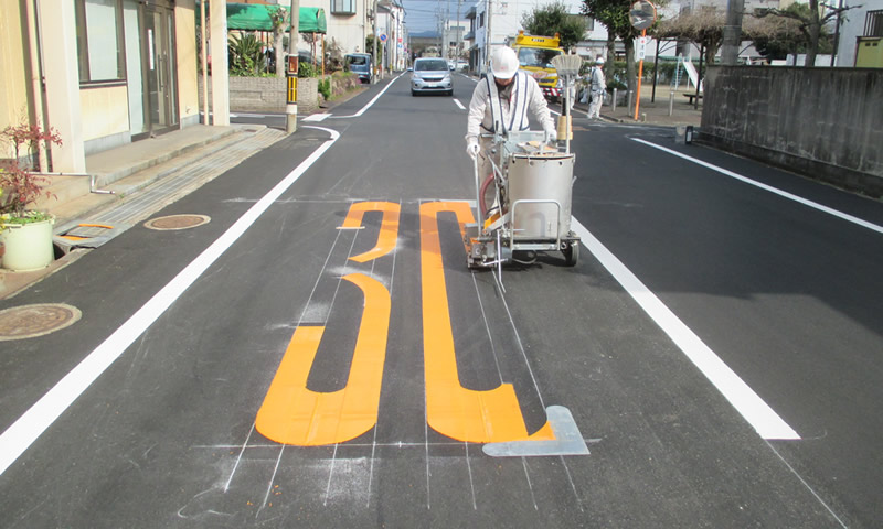 塗装工事業（道路標示ライン設置工）